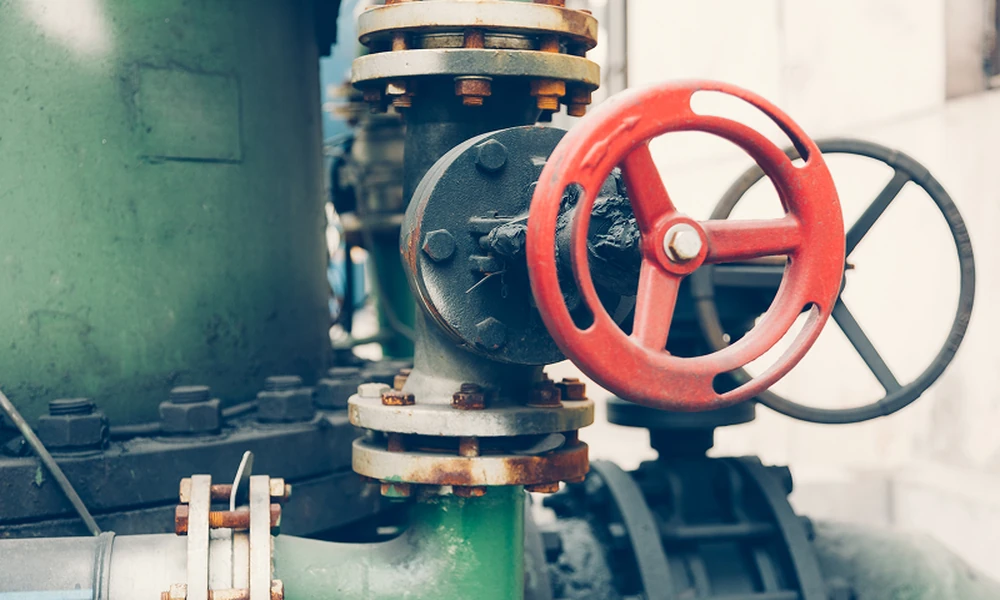 How to Select the Right Double Block and Bleed Valve and Industrial Lubricants